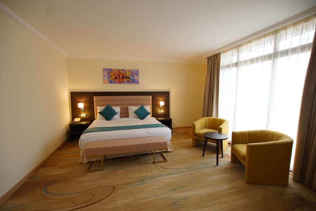 Best Western Premier Dynasty Адис Абеба Стая снимка