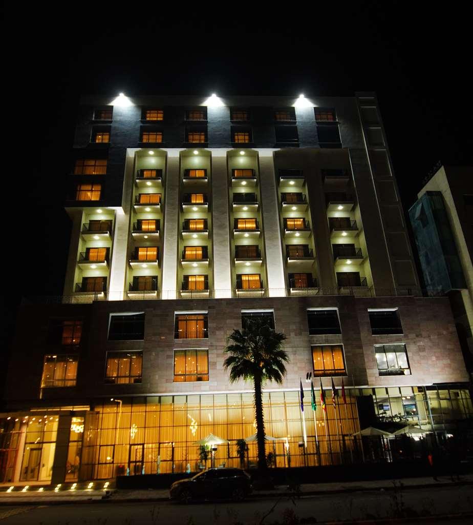 Best Western Premier Dynasty Адис Абеба Екстериор снимка